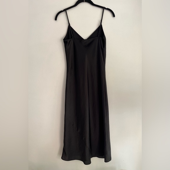 Aritzia Wilfred Only Slip Satin Midi Dress - Picture 9 of 9
